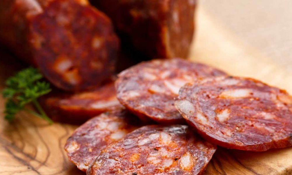 Копченая колбаса