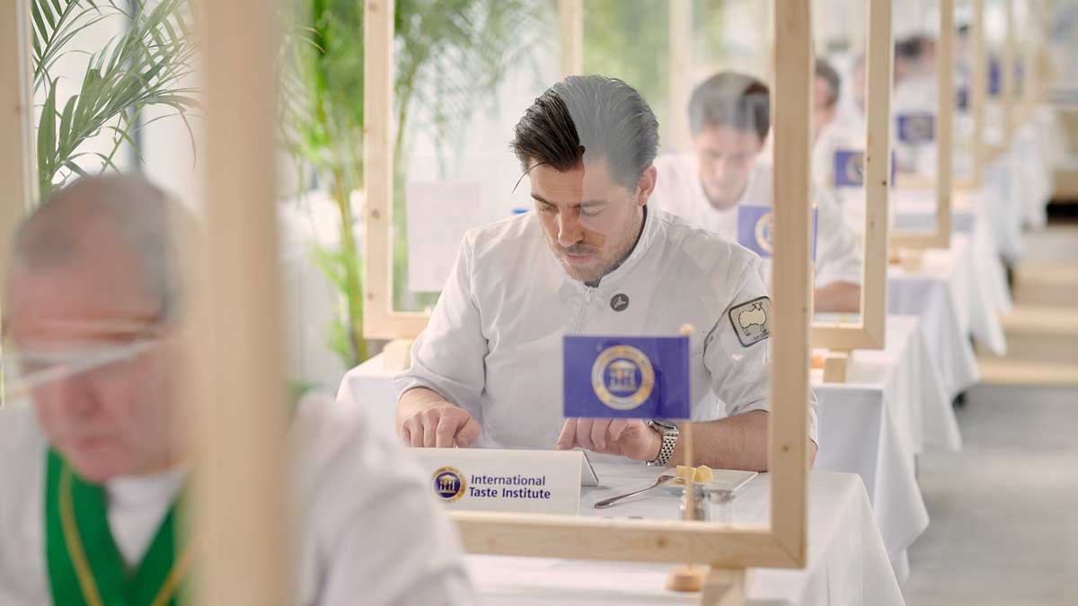 Гордость нации: продукция «Махеевъ» получила звезды гастрономического конкурса в Бельгии